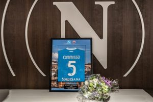 La maglia N. 5 per Commisso